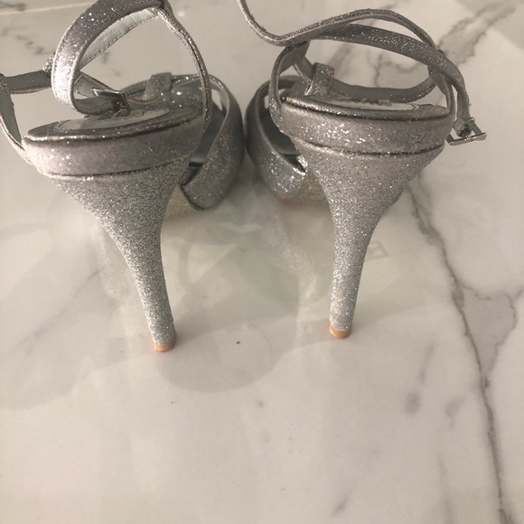 Heels - Picture 2 of 5